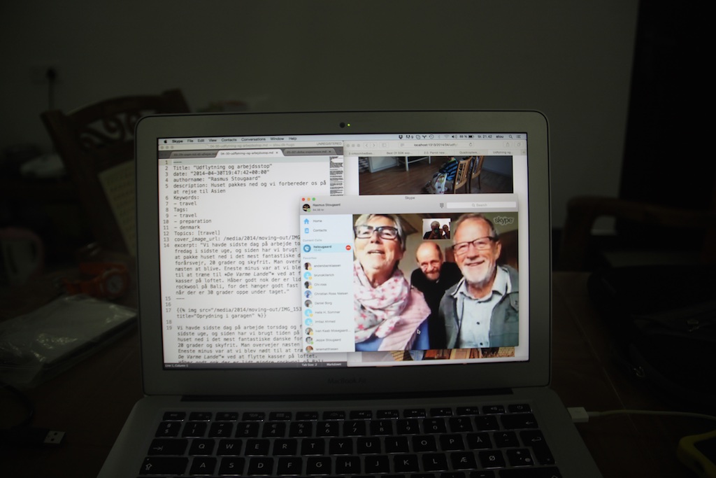 Skypesamtale med bedsteforældrene i Danmark