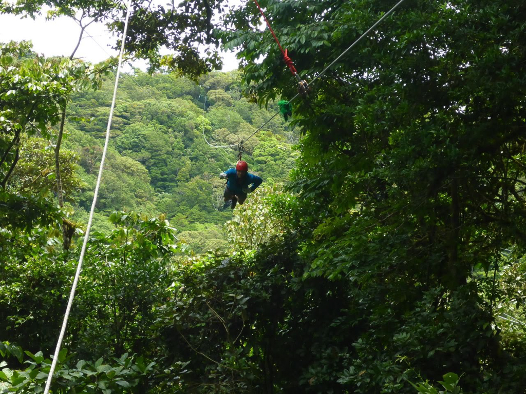 Rasmus på zip line