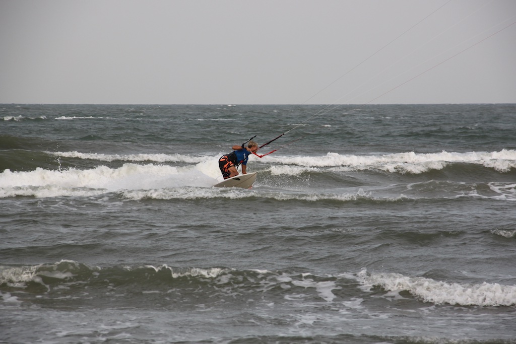Rasmus kite surfer i Hua Hin