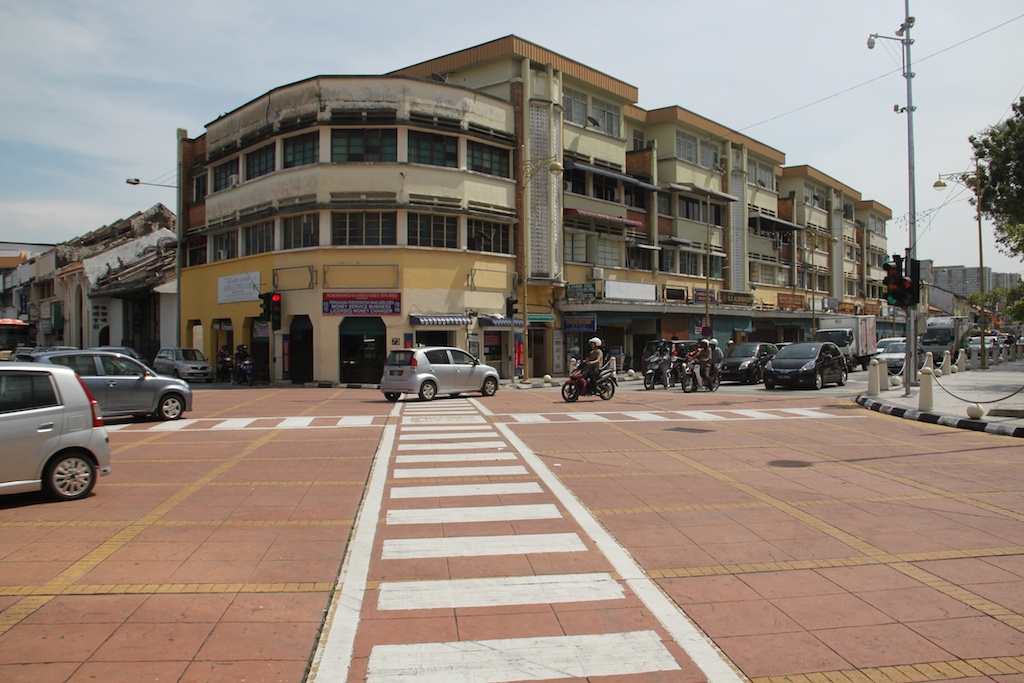 Diagonale fodgængerfelter i lyskryds i George Town