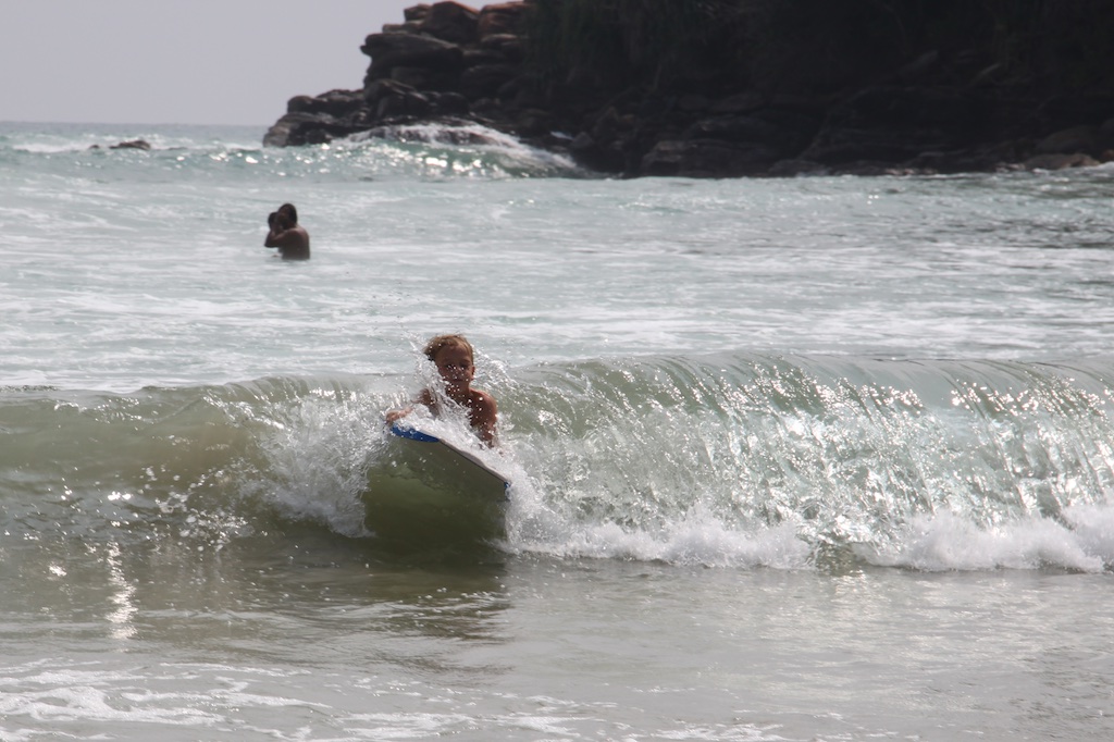 Oskar på boogie board