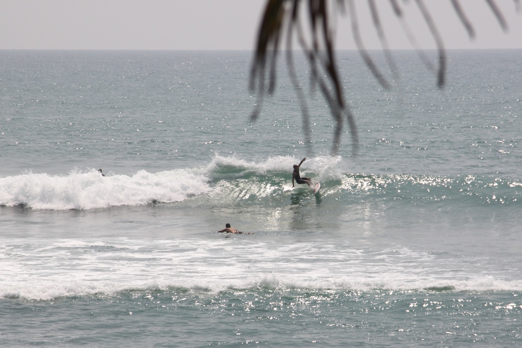 Surfer ved Mirissa