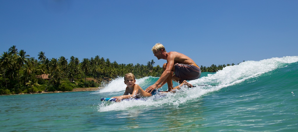 Oskar og Rasmus tandem surf i bugten
