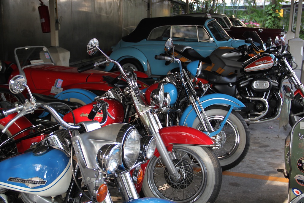 Harley Davidson motorcykler på Hotel de Moc